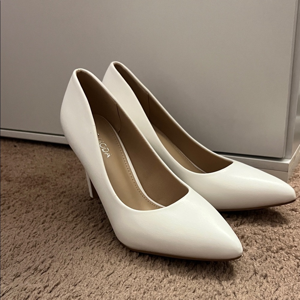 Fashion Nova Classic White Heels